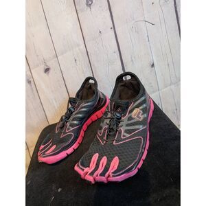 Fila skeletoes sneakers size 8